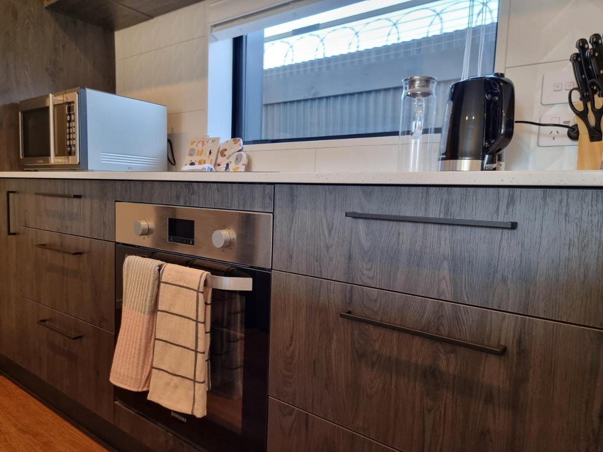 Addington Townhouse With Carpark 8Mins Walk To Hagley Park South Villa Christchurch Eksteriør bilde
